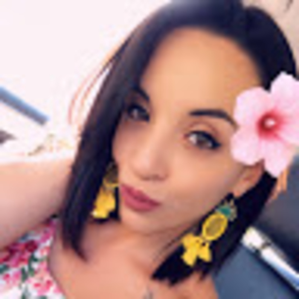 Meet your Posher, Liz